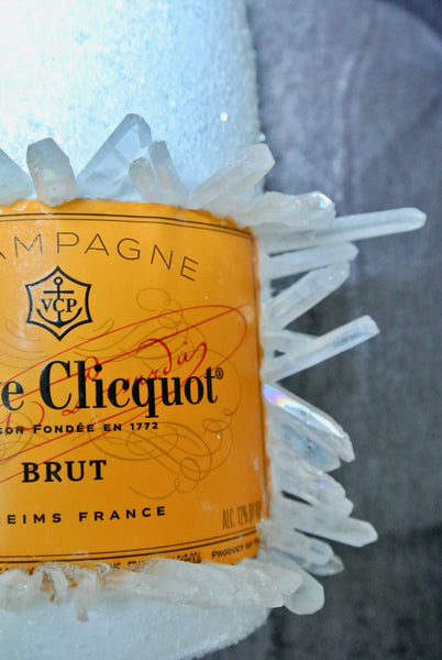 Custom 2021 Holiday-Inspired Veuve Clicquot Bottle Big Jewel Energy – La  Gartier Wedding Garters