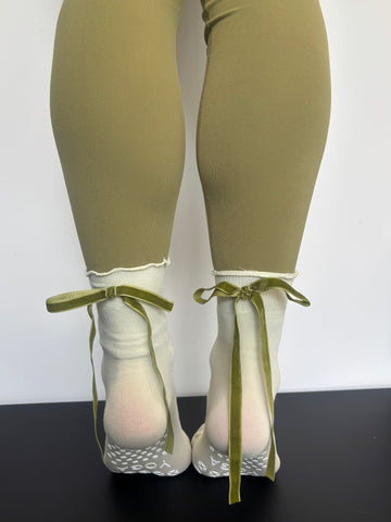 So Matcha To Do Pilates Socks